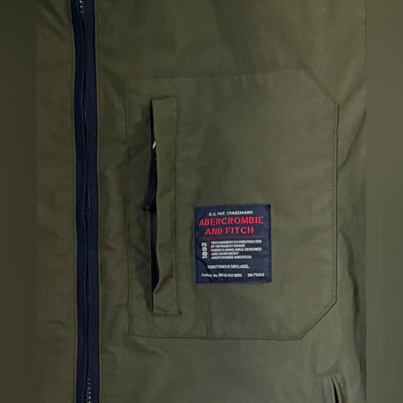 Abercrombie & Fitch Green Tactical Vest - Picture 4 of 6